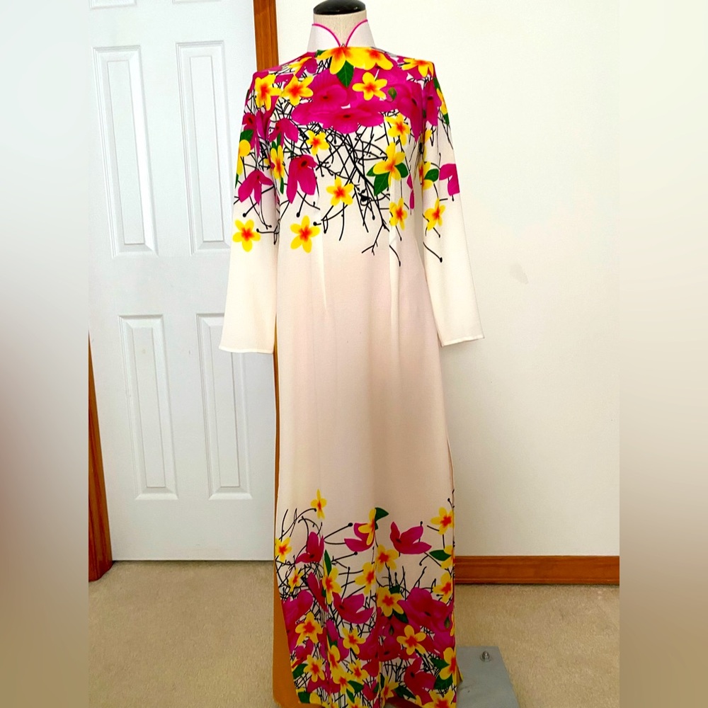 Asian dress áo dài size XS new